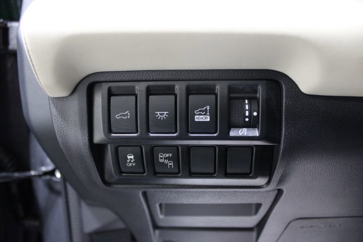 Used 2022 Subaru Ascent Limited w/ Technology Package image 43