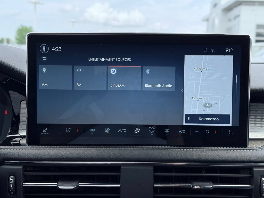 Used 2026 Lincoln Corsair Premiere AWD/4WD image 38
