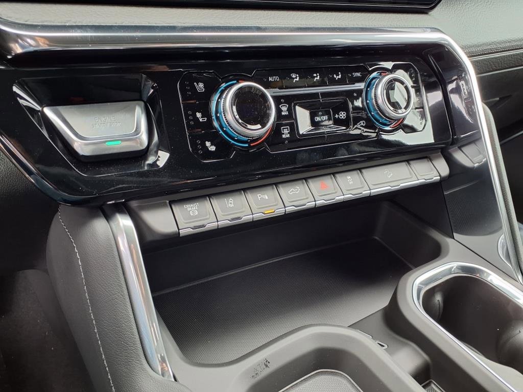 New 2025 GMC Sierra 2500 Denali w/ Denali Reserve Package image 13