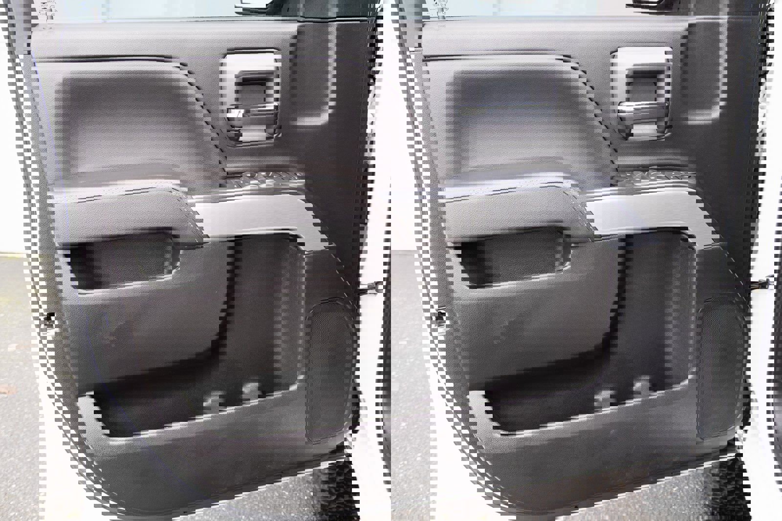 Used 2018 Chevrolet Silverado 1500 LT image 13