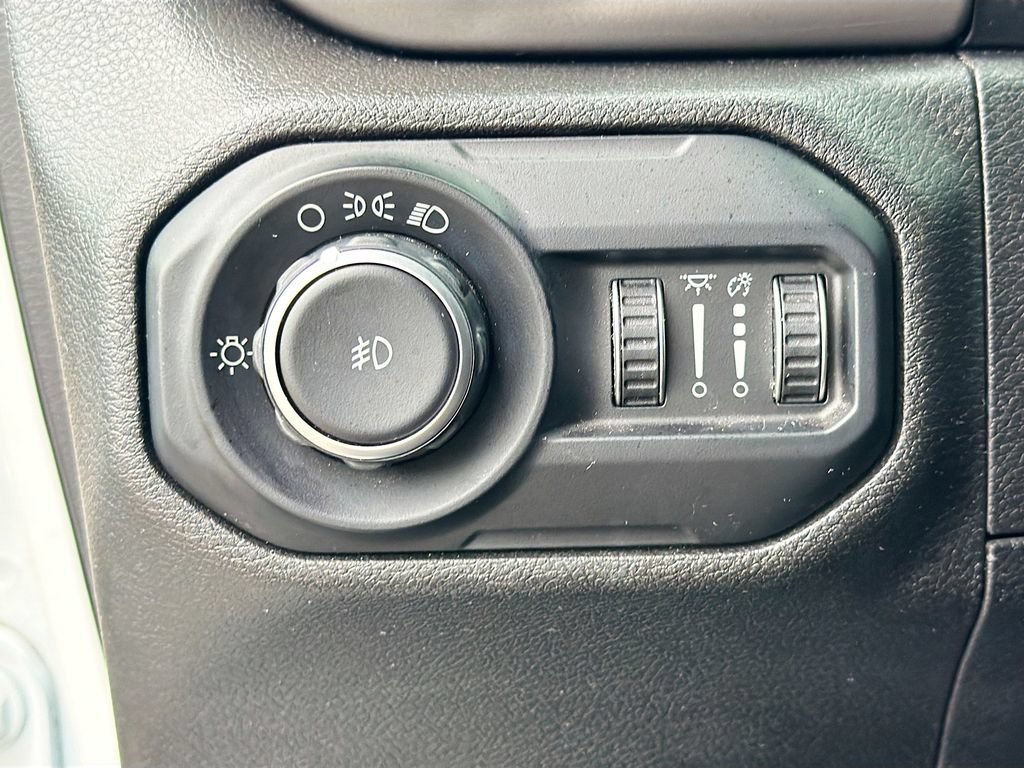 Used 2019 Jeep Wrangler Unlimited Sport AWD/4WD image 33