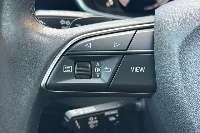 Used 2022 Audi Q3 2.0T Premium Plus w/ Premium Plus Package image 29