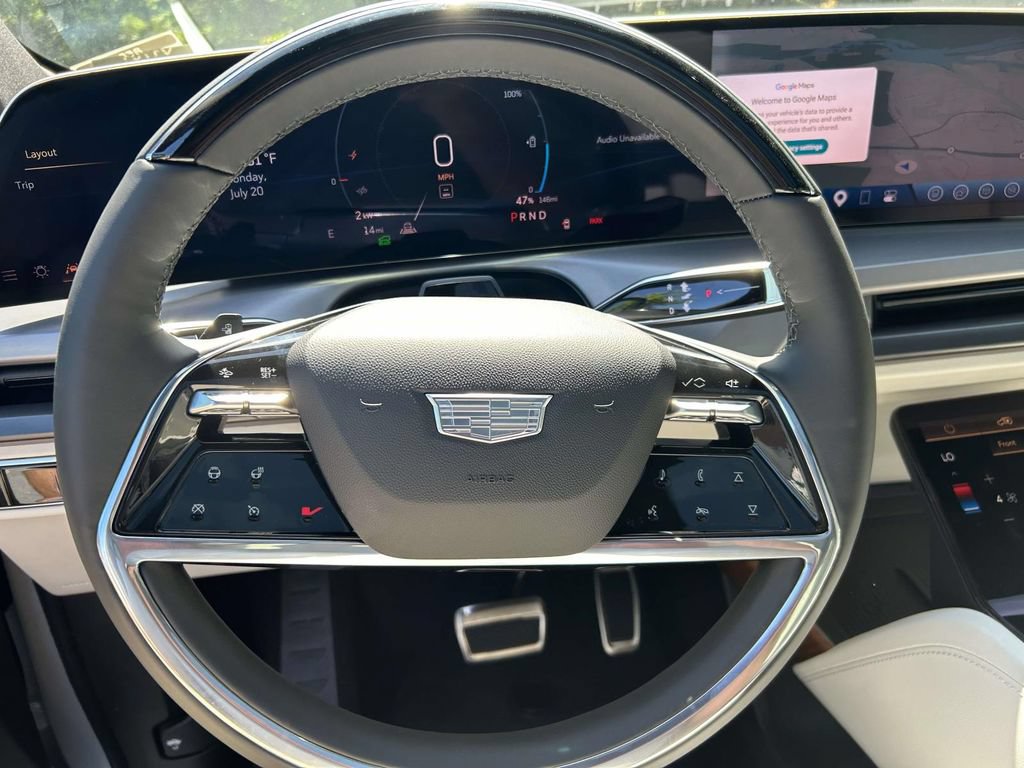 New 2027 Cadillac Vistiq Sport w/ LPO, Floor Liner Package AWD/4WD image 24