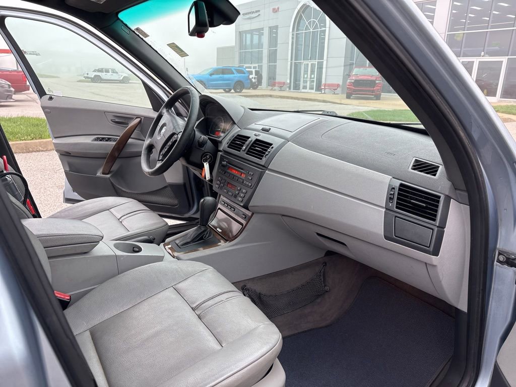 Used 2004 BMW X3 3.0i image 14