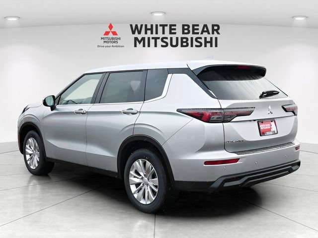 New 2026 Mitsubishi Outlander ES AWD/4WD image 2