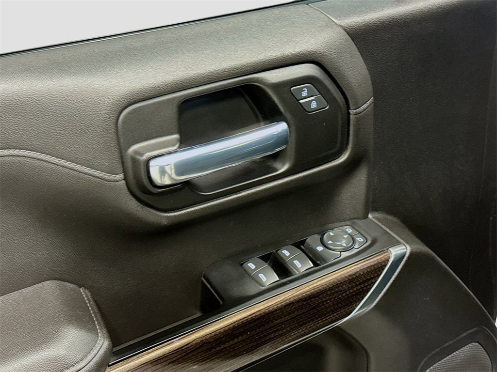 Used 2021 Chevrolet Silverado 1500 LT Trail Boss w/ Bed Protection Package image 17