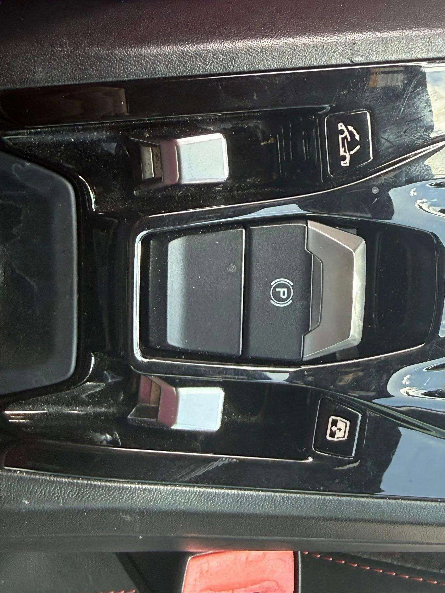 Used 2016 Lamborghini Huracan LP 610-4 image 40