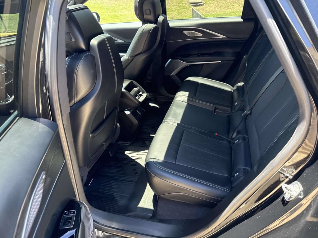 Certified 2024 Cadillac Lyriq Sport w/ LPO, Floor Liner Package AWD/4WD image 10