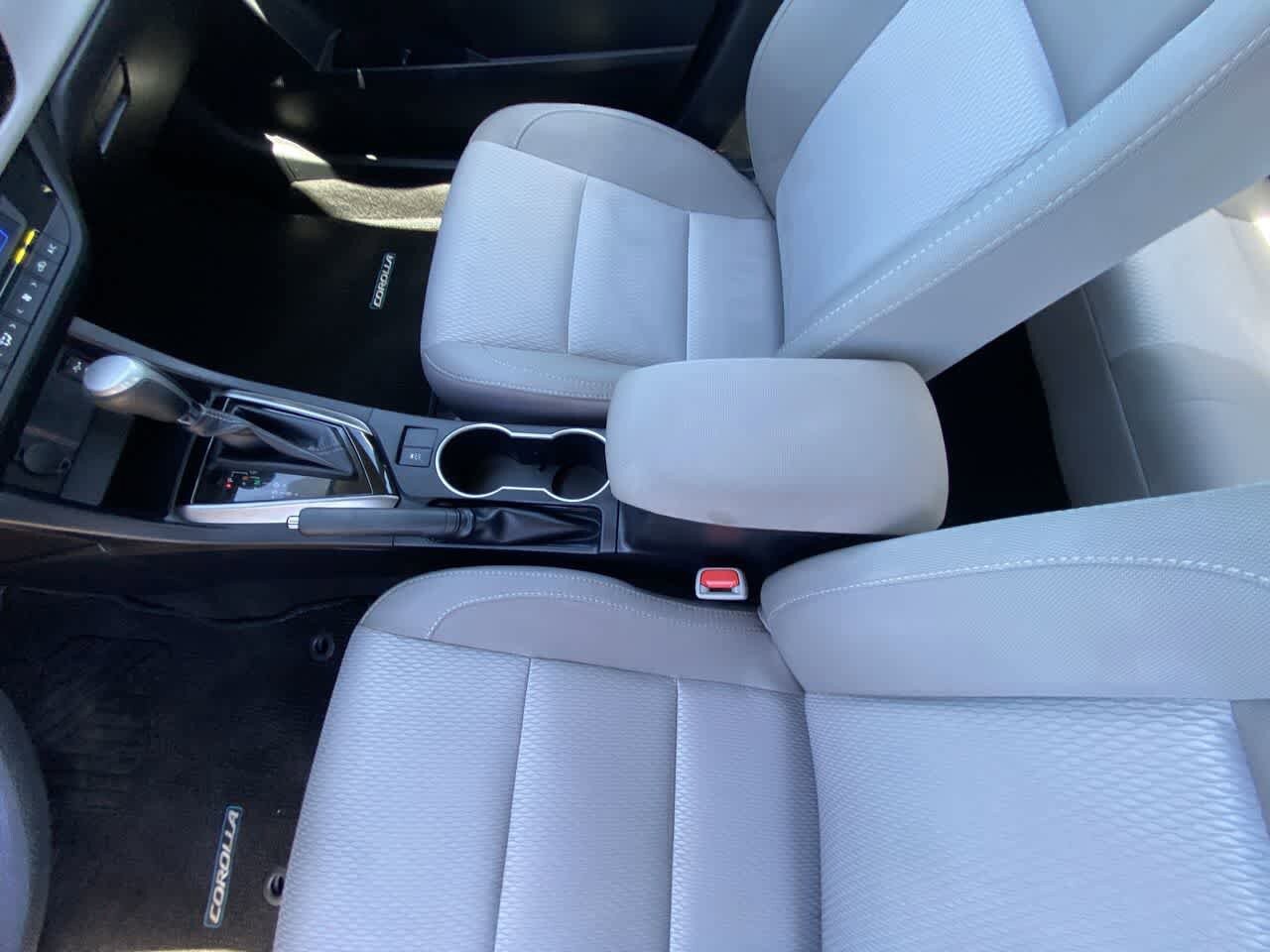 Used 2015 Toyota Corolla LE FWD image 20