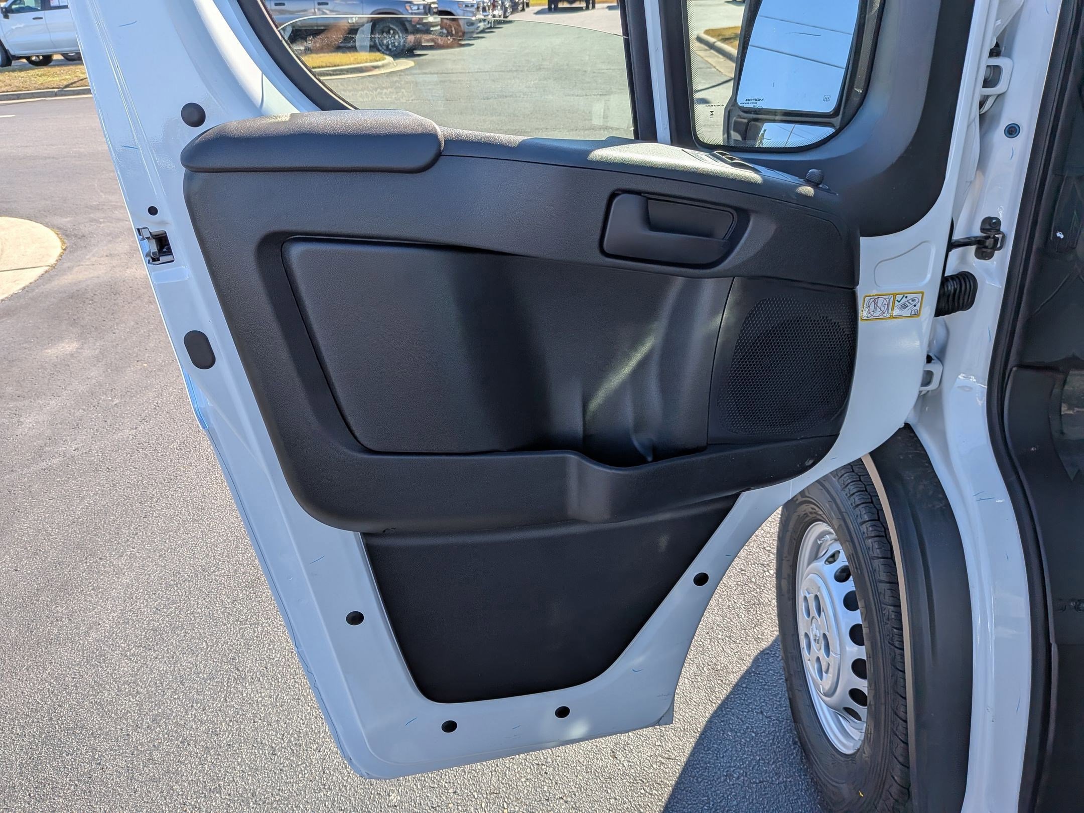 New 2026 RAM ProMaster 1500 w/ Convenience Group FWD image 10