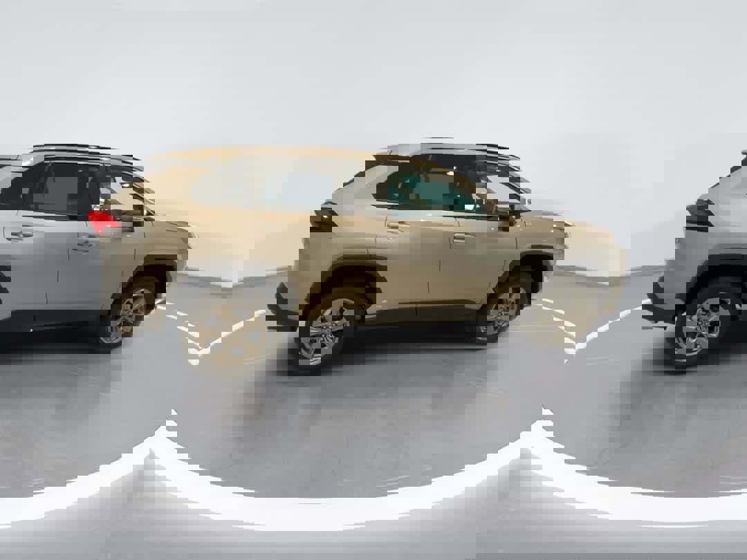 Used 2024 Toyota RAV4 XLE image 9