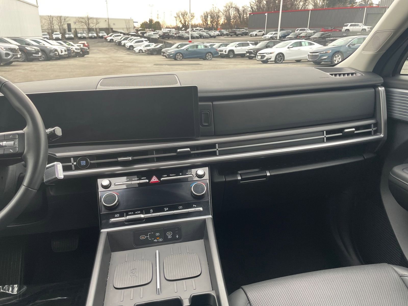 Used 2025 Hyundai Santa Fe SEL image 37