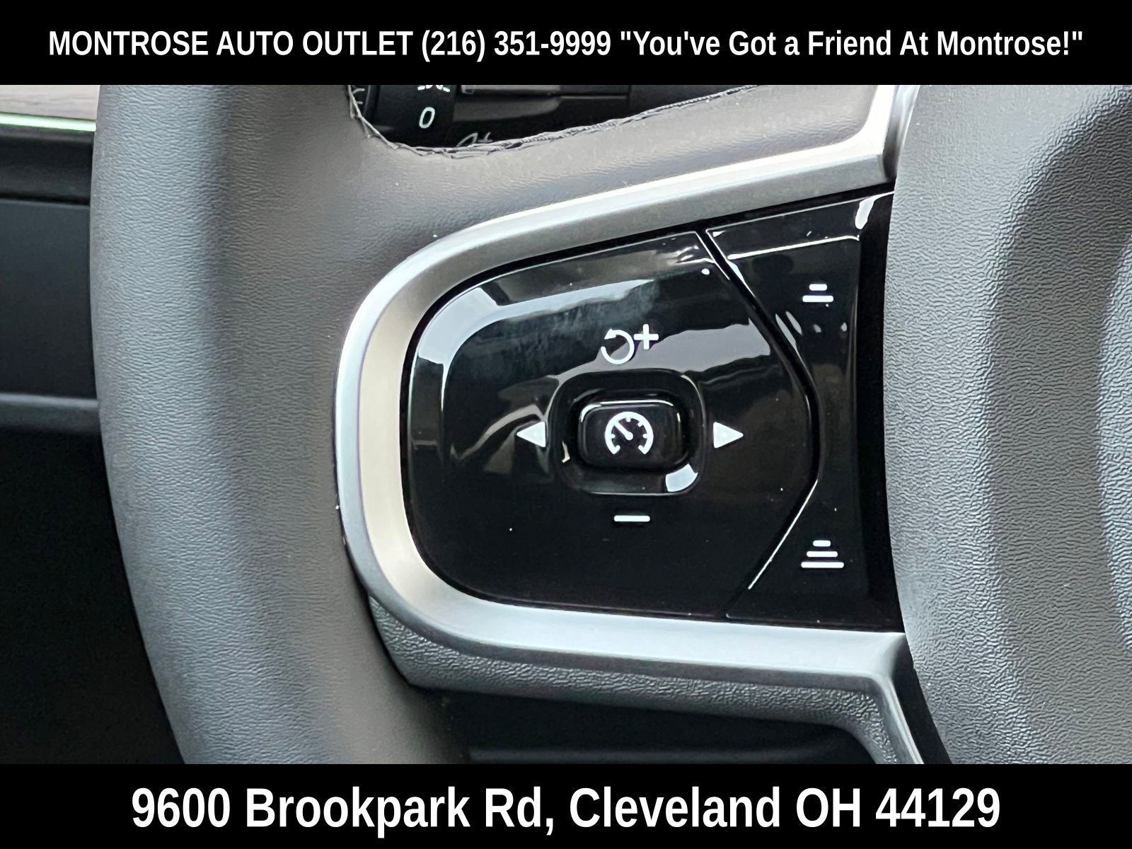 New 2026 Volvo XC90 B5 Core w/ Protection Package Premier image 30