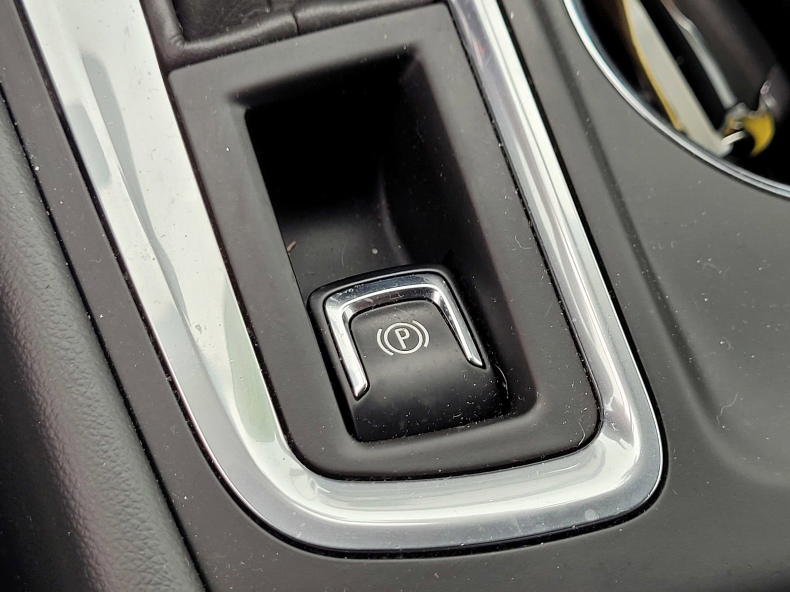 Used 2022 Chevrolet Equinox LS w/ LS Convenience Package image 22