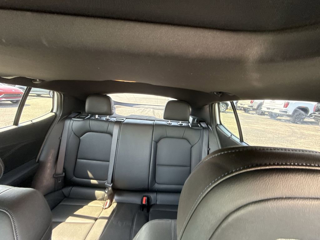 Certified 2025 Buick Envista Sport Touring w/ Convenience II Package image 11