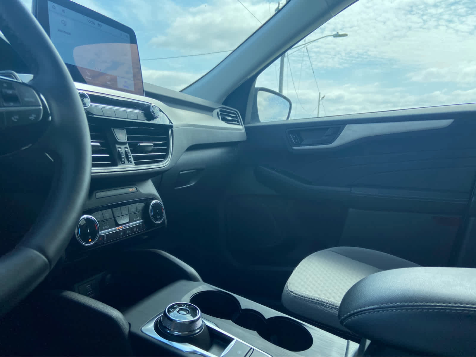 Used 2022 Ford Escape SE w/ Convenience Package image 36