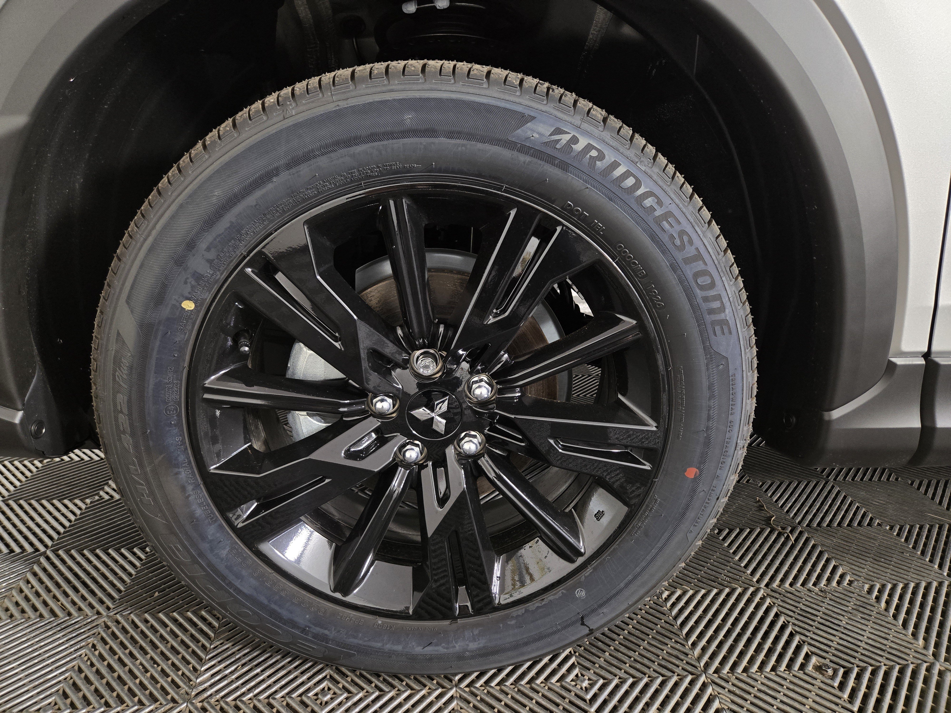 New 2026 Mitsubishi Eclipse Cross LE AWD/4WD image 30