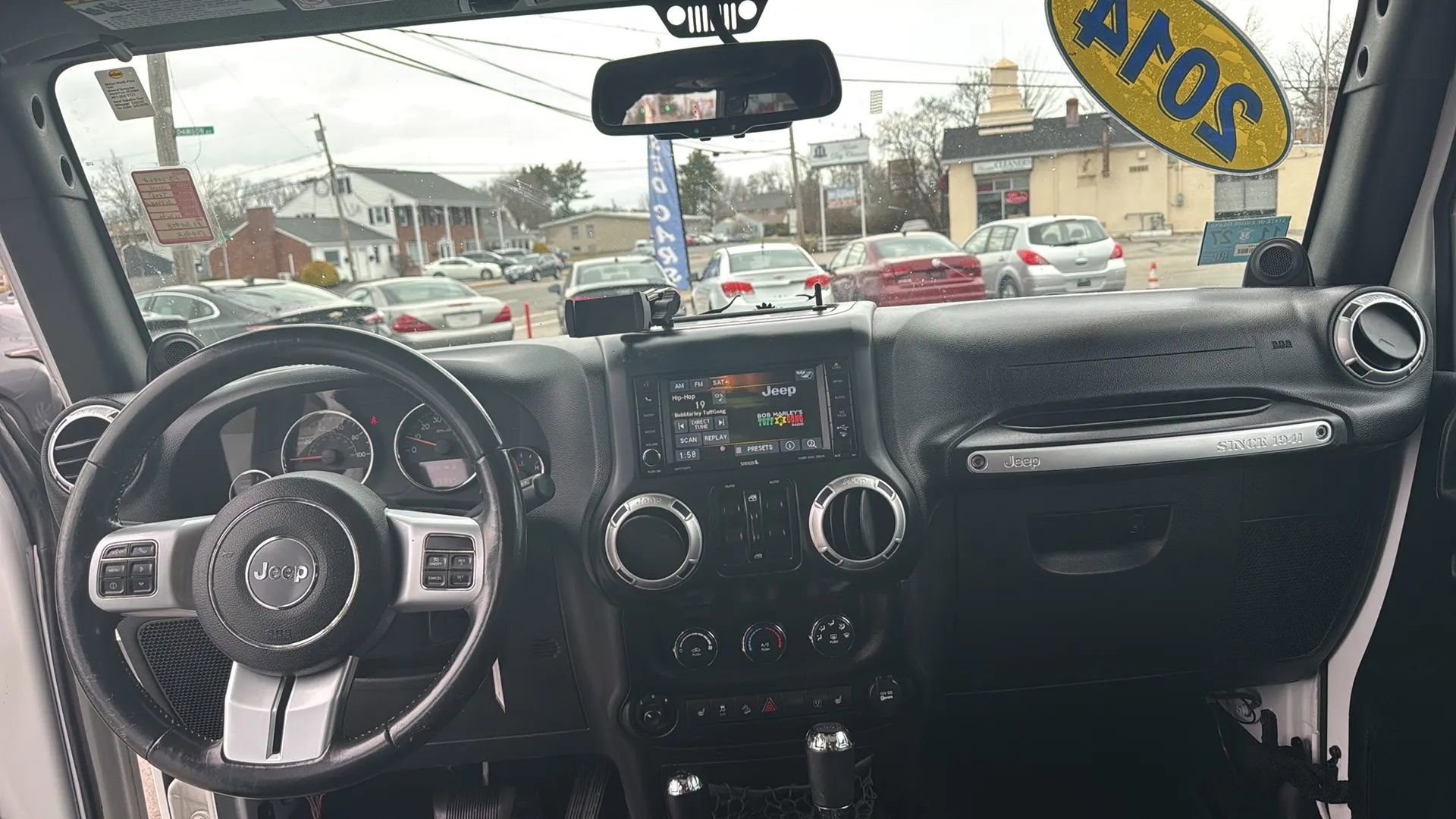 Used 2014 Jeep Wrangler Unlimited Rubicon image 21