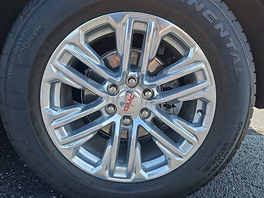 Used 2023 GMC Yukon SLT image 10