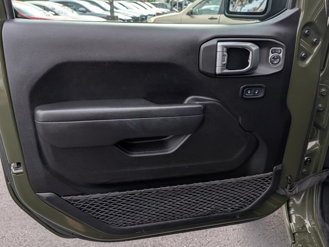 Used 2022 Jeep Wrangler Unlimited Sport AWD/4WD image 16