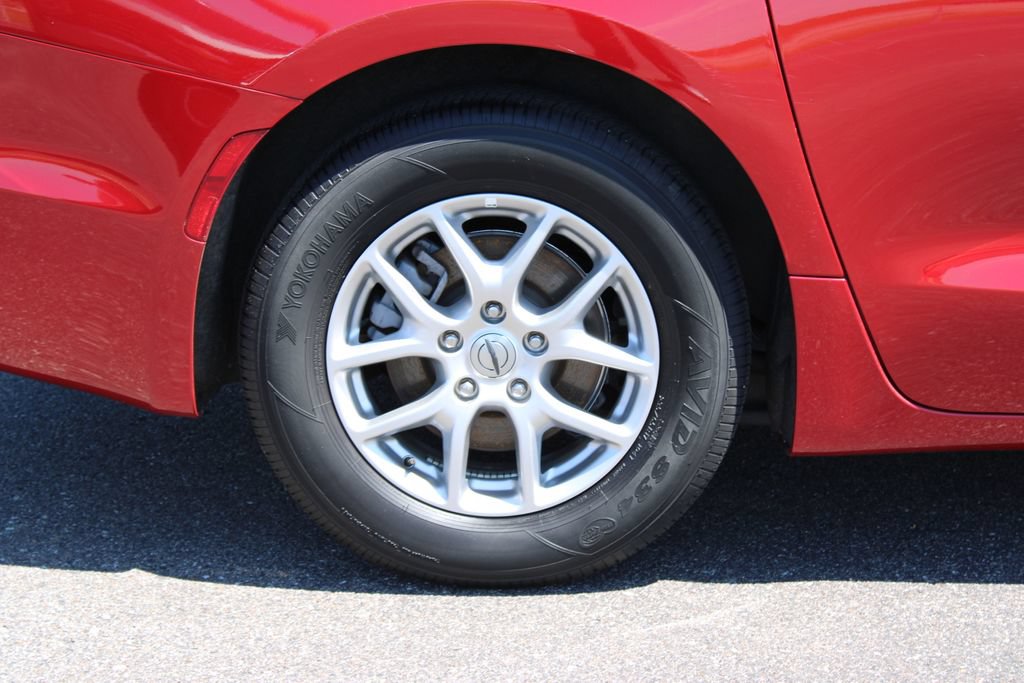Used 2025 Chrysler Pacifica Select FWD image 13