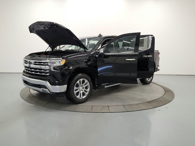 New 2026 Chevrolet Silverado 1500 LTZ w/ LPO, Dark Essentials Package image 11