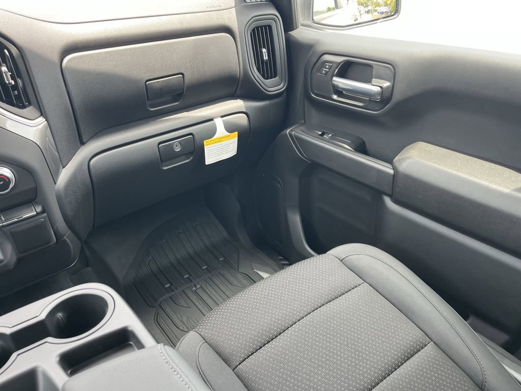 New 2025 GMC Sierra 1500 Pro w/ Graphite Edition image 18