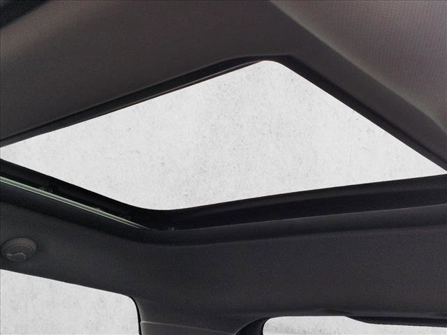 Used 2024 MINI Cooper SE image 19