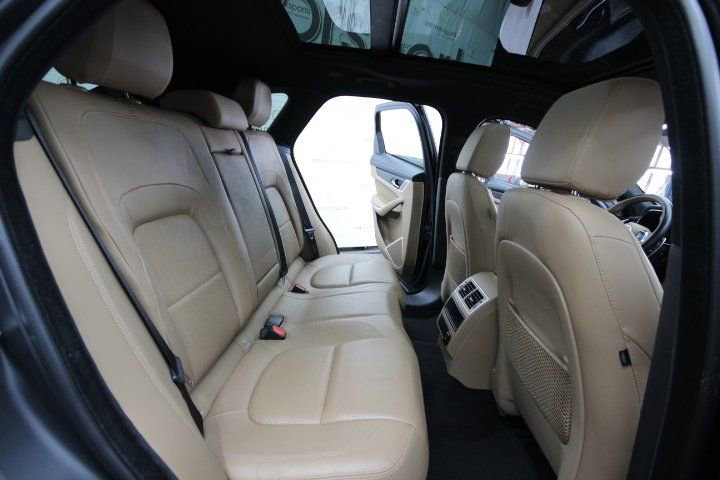 Used 2021 Jaguar F-PACE S image 23