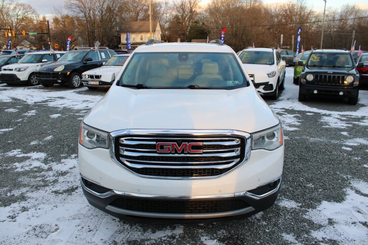 Used 2017 GMC Acadia SLT image 3