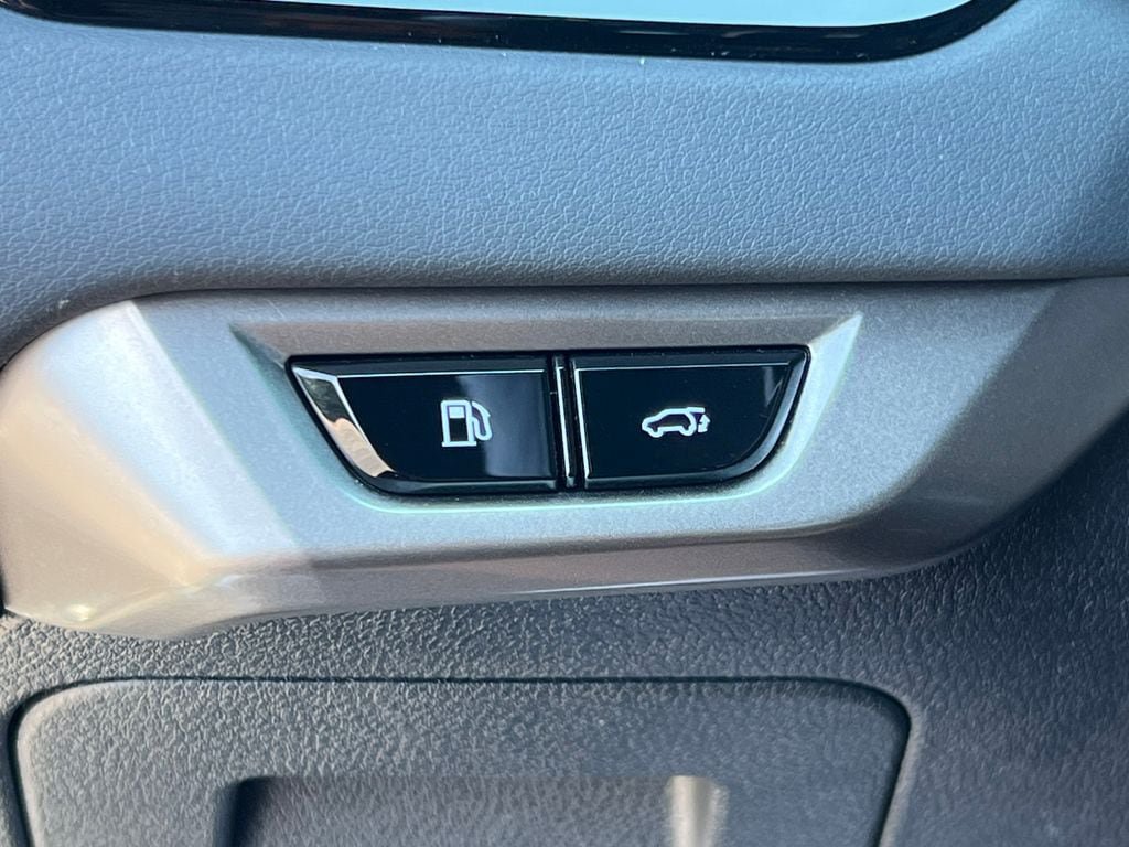 Used 2023 Lexus RX 350h w/ Accessory Package (2T) AWD/4WD image 17