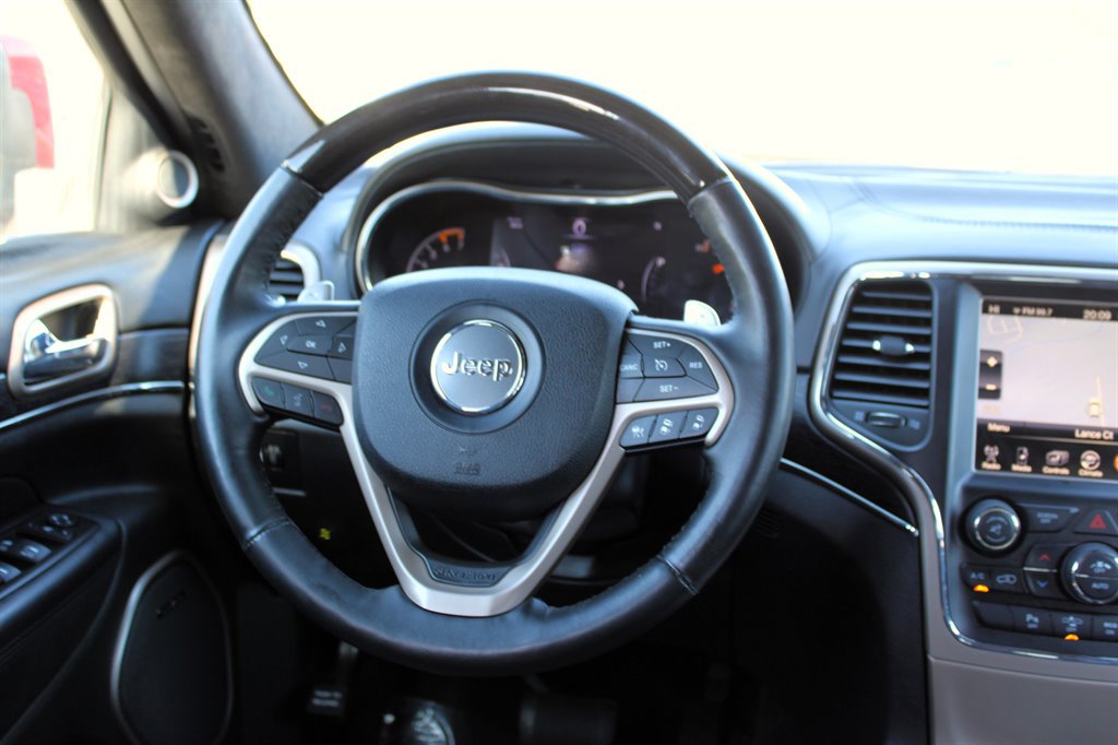 Used 2015 Jeep Grand Cherokee Summit w/ Platinum Series Group AWD/4WD image 15
