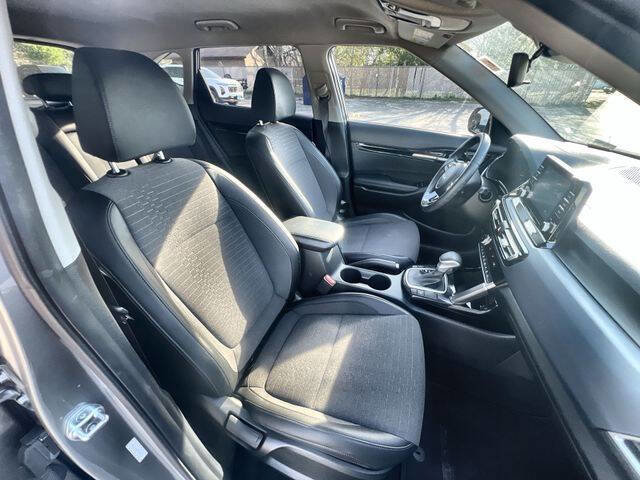 Used 2023 Kia Seltos S image 27