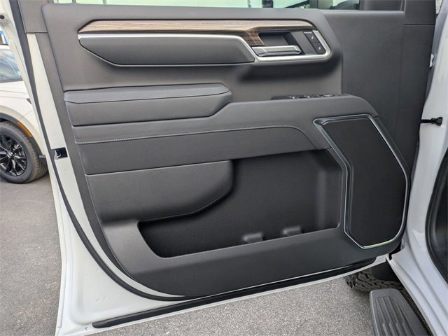 New 2026 Chevrolet Silverado 2500 LT w/ Trail Boss Package image 9