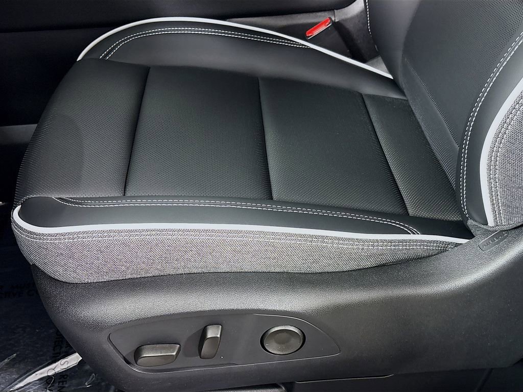 New 2026 GMC Sierra EV Elevation image 18