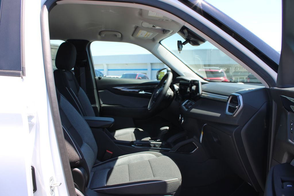 New 2026 Chevrolet TrailBlazer LS FWD image 22