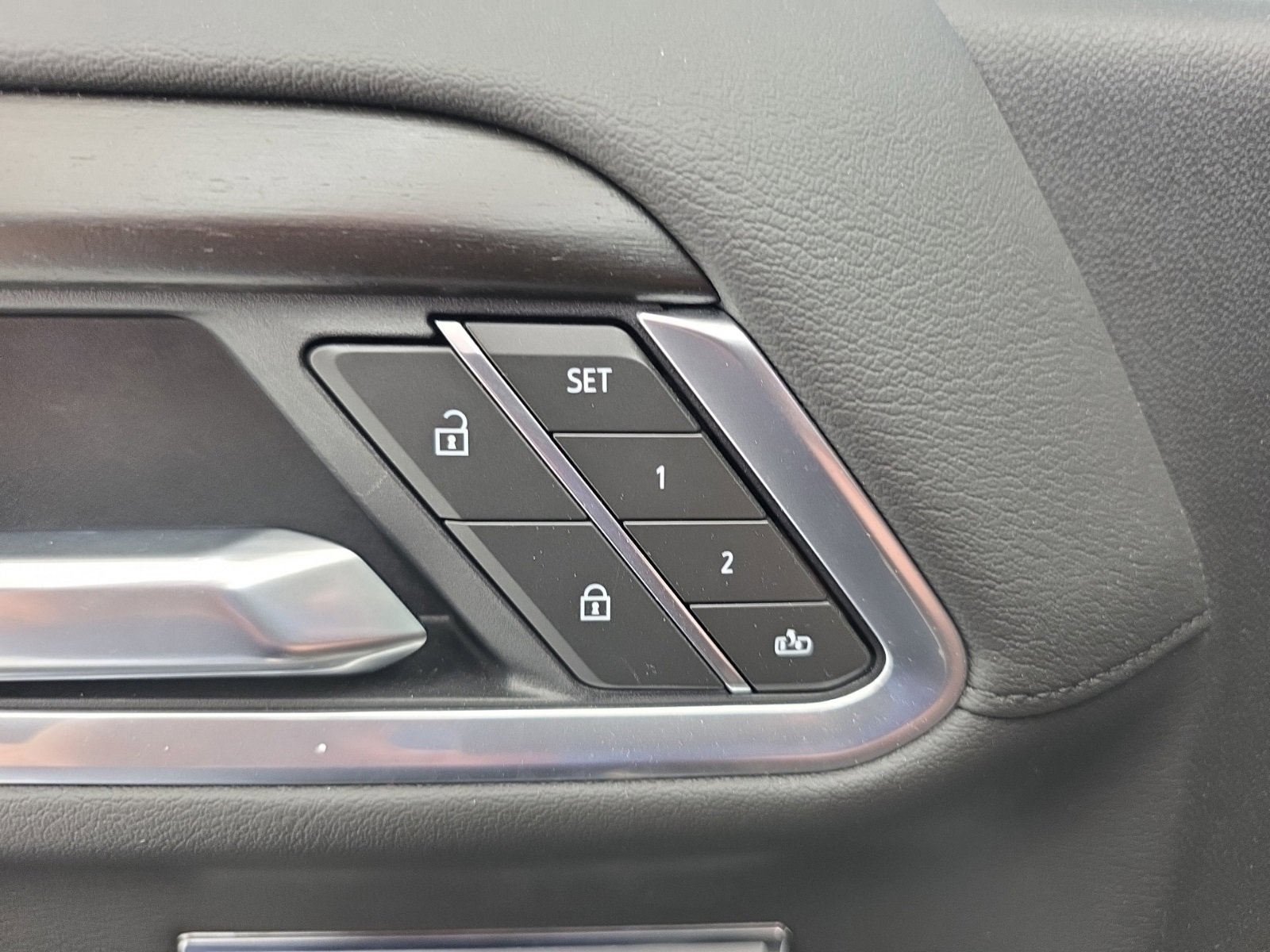 Used 2025 GMC Sierra 1500 Denali image 40