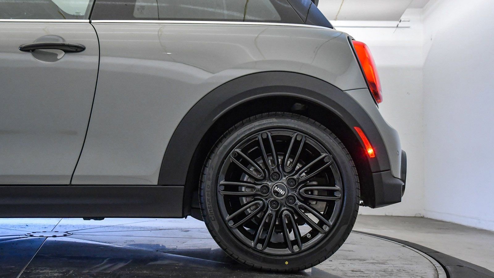 Certified 2023 MINI Cooper S image 11