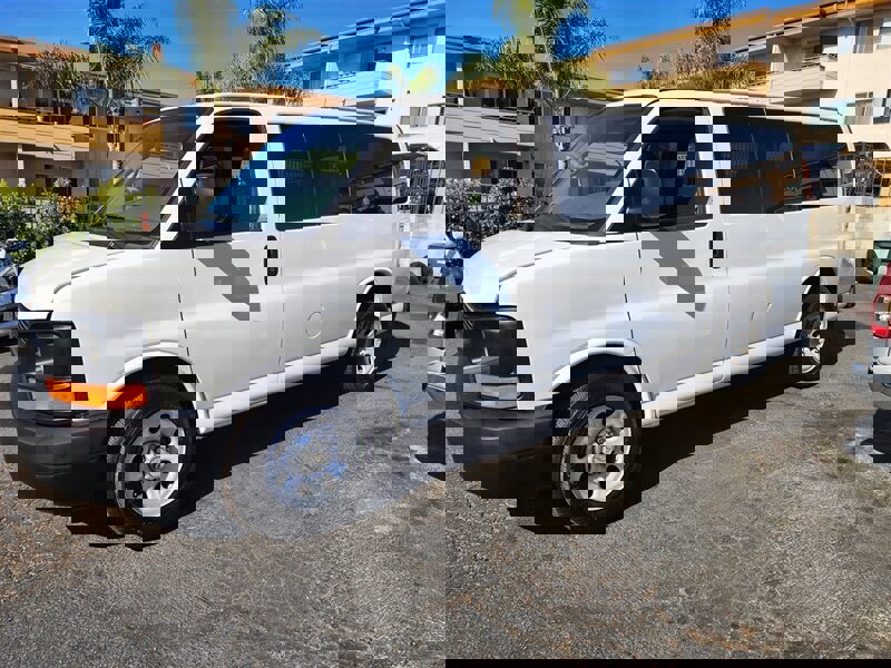 Used 2014 Chevrolet Express 1500 LS image 8