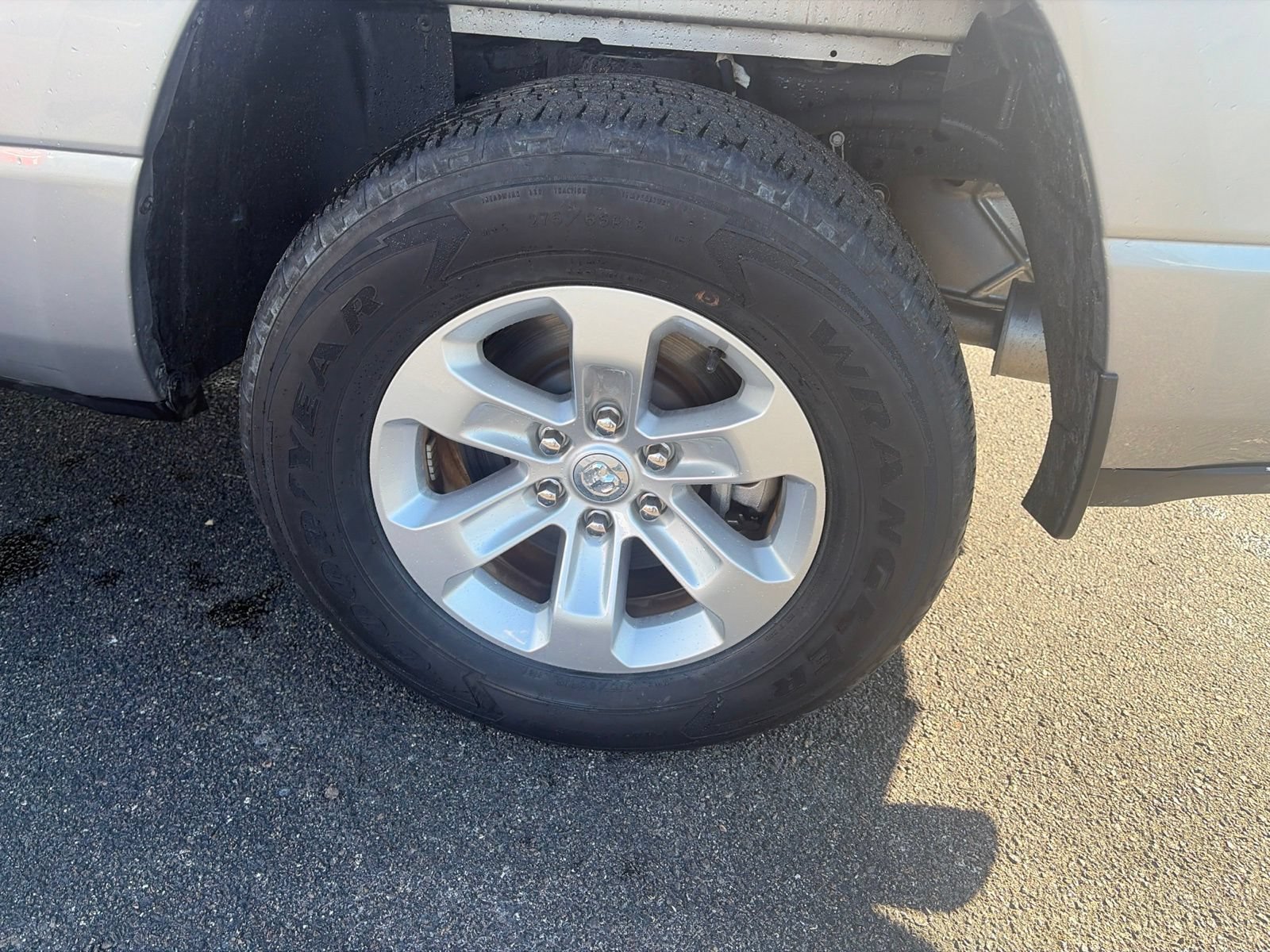 Used 2023 RAM 1500 Laramie AWD/4WD image 11