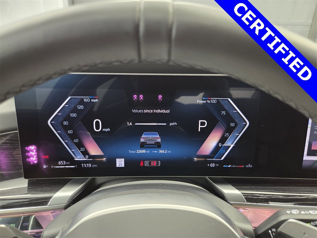 Used 2023 BMW 740i image 32