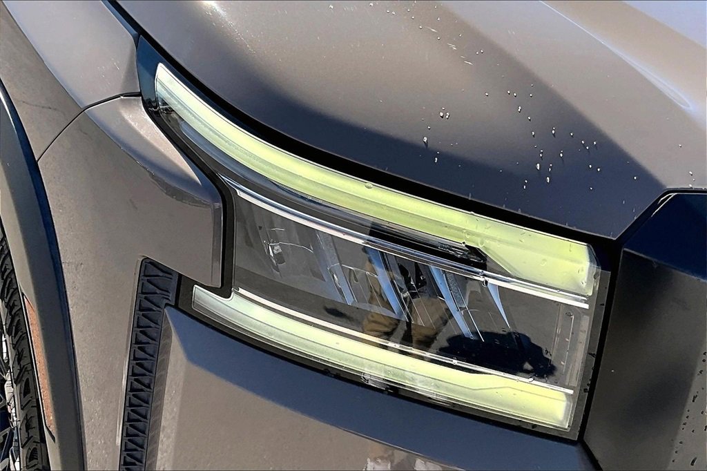 Used 2022 Nissan Frontier Pro-X w/ Technology Package image 28