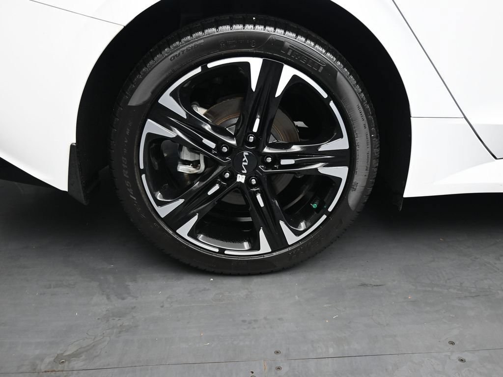Used 2023 Kia K5 GT-Line w/ GT-Line Premium Package FWD image 10