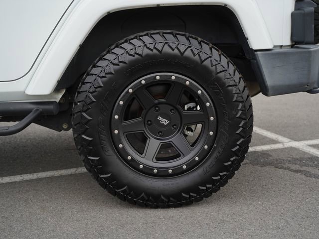Used 2018 Jeep Wrangler Unlimited Sahara AWD/4WD image 41