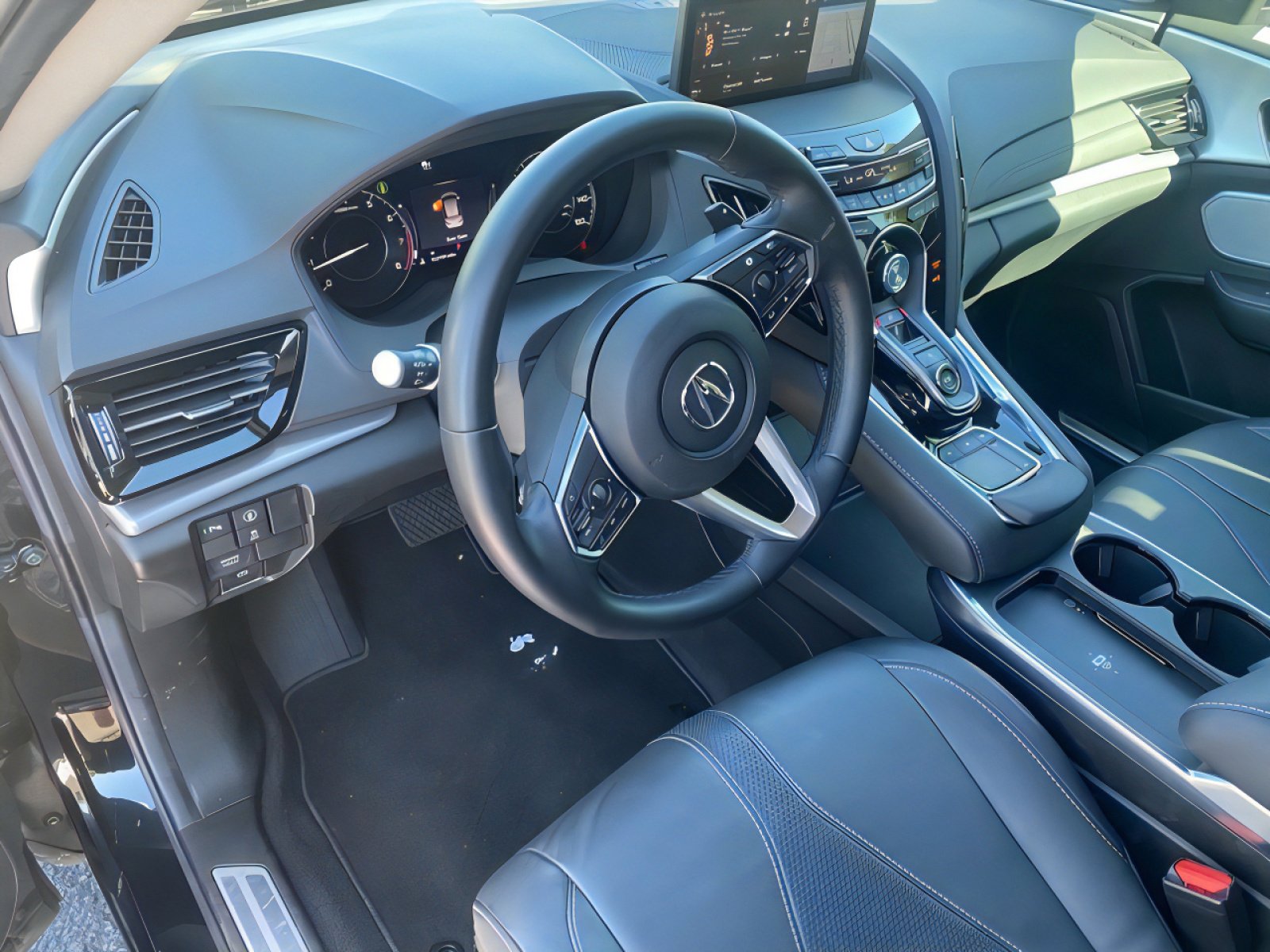 Used 2025 Acura RDX SH-AWD w/ Technology Package image 10