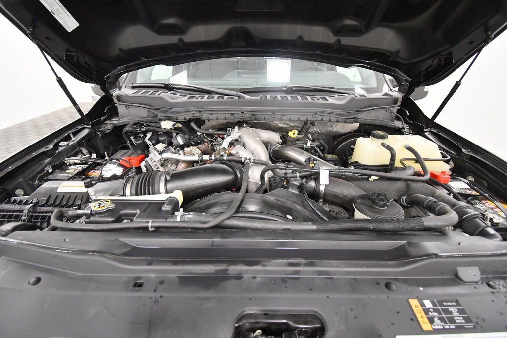 Used 2023 Ford F250 XLT AWD/4WD image 12