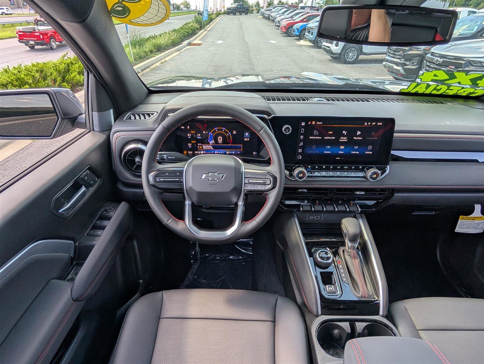 New 2025 Chevrolet Colorado Z71 w/ Z71 Convenience Package 2 image 13