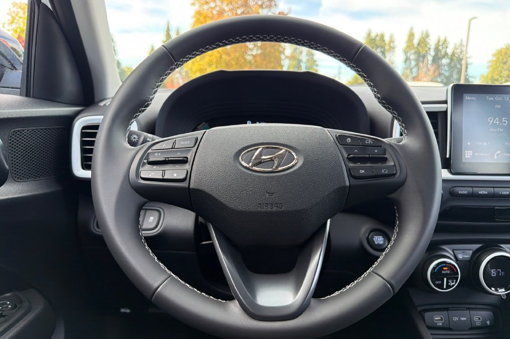 New 2026 Hyundai Venue SEL FWD image 20