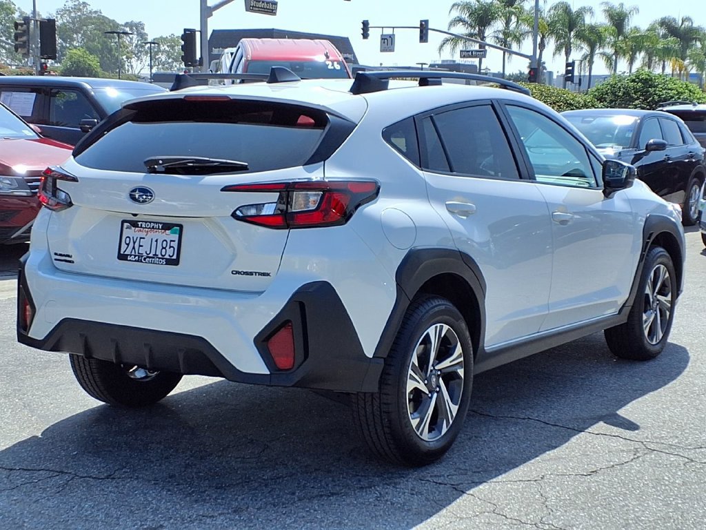 Used 2026 Subaru Crosstrek 2.5i Premium AWD/4WD image 6