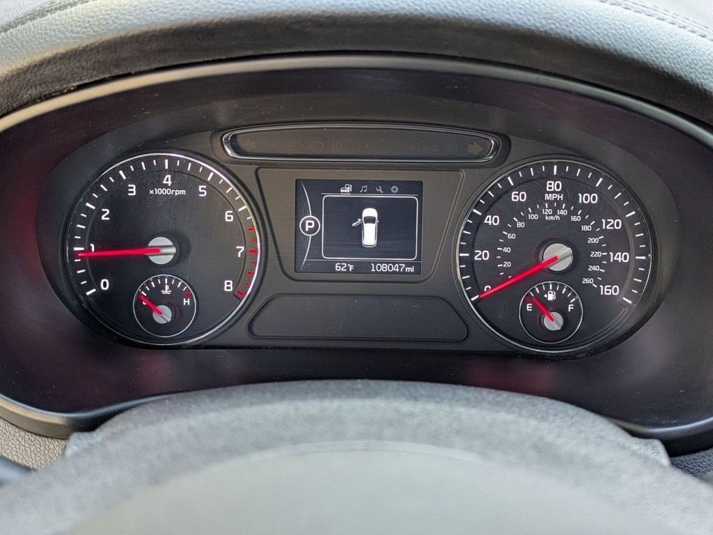 Used 2016 Kia Sorento LX image 13